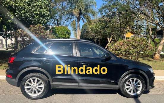 AUDI-Q3-2015