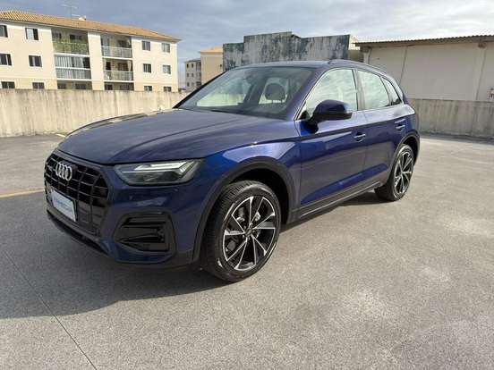 AUDI-Q5-2021