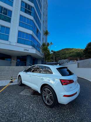 AUDI-Q5-2017