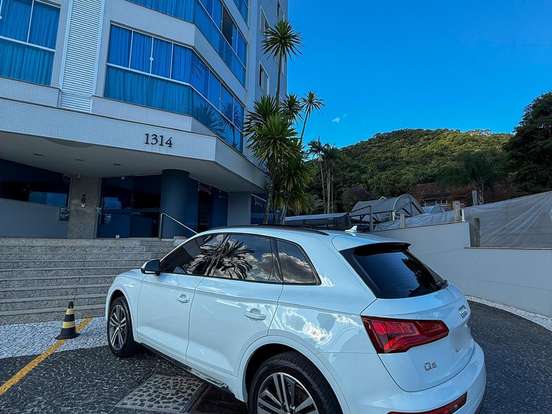 AUDI-Q5-2.0 TFSI GASOLINA AMBITION S TRONIC AUDI-Q5-2017