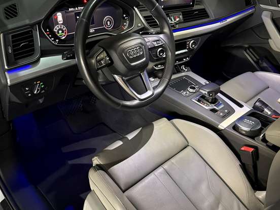 AUDI-Q5-2.0 TFSI GASOLINA AMBITION S TRONIC AUDI-Q5-2017