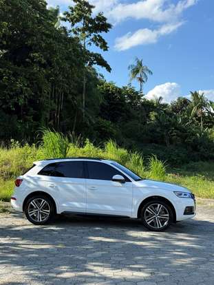 AUDI-Q5-2017