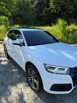 AUDI-Q5-2017