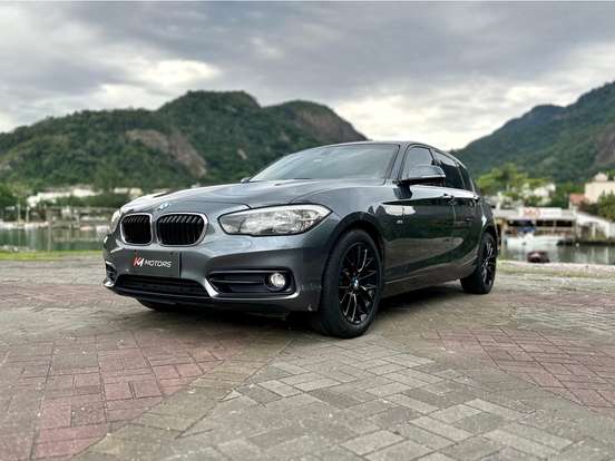 BMW-120i-2016