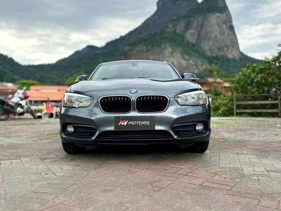 BMW-120i-2016