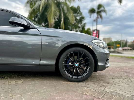 BMW-120i-2.0 16V SPORT ACTIVEFLEX 4P AUTOMÁTICO BMW-120i-2016