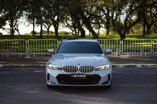 BMW-320i-2025