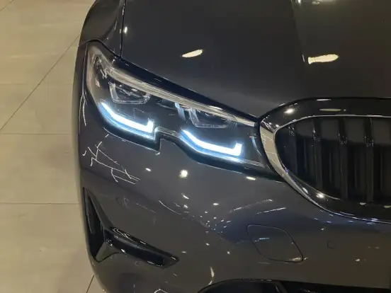 BMW-320i-2.0 16V TURBO GASOLINA SPORT GP AUTOMÁTICO BMW-320i-2020