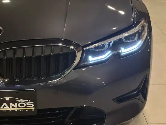 BMW-320i-2.0 16V TURBO GASOLINA SPORT GP AUTOMÁTICO BMW-320i-2020