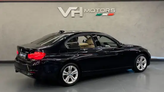 BMW-320i-2016