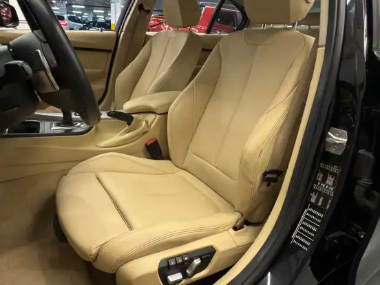 BMW-320i-2.0 SPORT GP 16V TURBO ACTIVE FLEX 4P AUTOMÁTICO BMW-320i-2016
