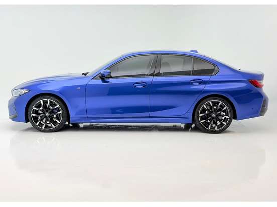 BMW-320i-2024