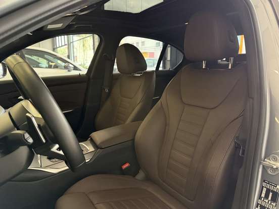 BMW-320i-2.0 16V TURBO FLEX M SPORT AUTOMÁTICO BMW-320i-2025
