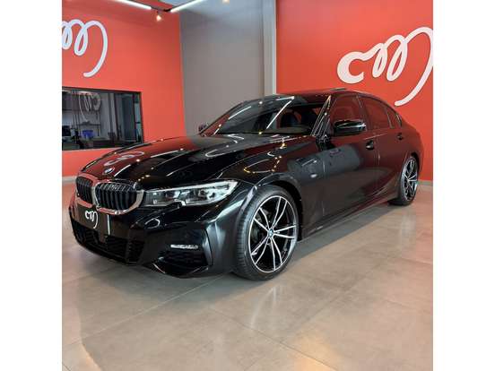 BMW-320i-2.0 16V TURBO FLEX M SPORT AUTOMÁTICO BMW-320i-2022