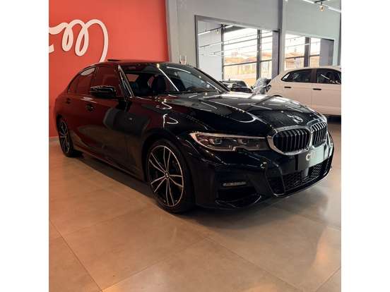 BMW-320i-2022