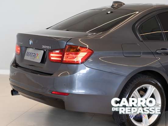 BMW-320i-2.0 GP 16V TURBO ACTIVE FLEX 4P AUTOMÁTICO BMW-320i-2015