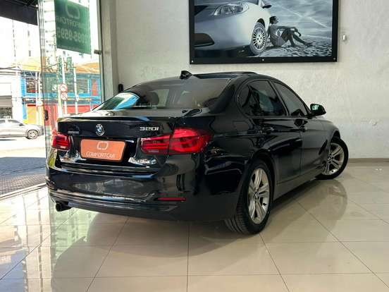 BMW-320i-2.0 SPORT GP 16V TURBO ACTIVE FLEX 4P AUTOMÁTICO BMW-320i-2017