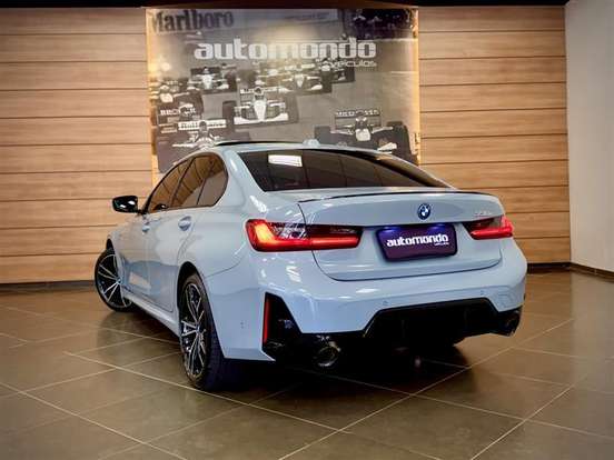 BMW-330e-2.0 16V TURBO HÍBRIDO M SPORT AUTOMÁTICO BMW-330e-2023