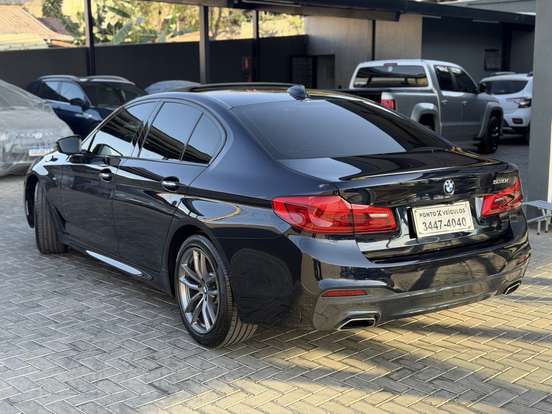 BMW-530i-2.0 16V TURBO GASOLINA M SPORT AUTOMÁTICO BMW-530i-2017
