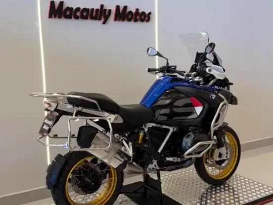BMW-R 1250 GS ADVENTURE PREMIUM RALLYE BMW-R 1250 GS ADVENTURE PREMIUM RALLYE-2024