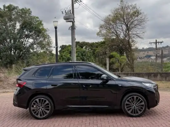BMW-X1-2.0 16V TURBO GASOLINA SDRIVE20I M SPORT STEPTRONIC BMW-X1-2024
