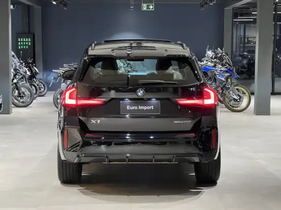 BMW-X1-2025