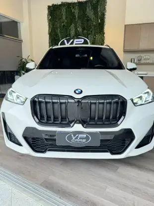 BMW-X1-2024