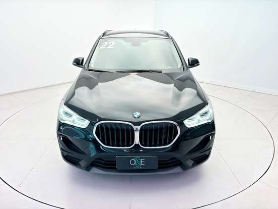 BMW-X1-2021
