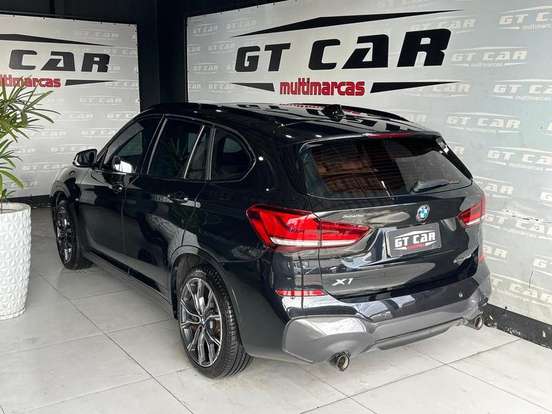 BMW-X1-2022