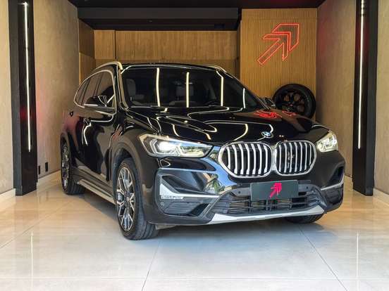 BMW-X1-2.0 16V TURBO ACTIVEFLEX SDRIVE20I X-LINE 4P AUTOMÁTICO BMW-X1-2022