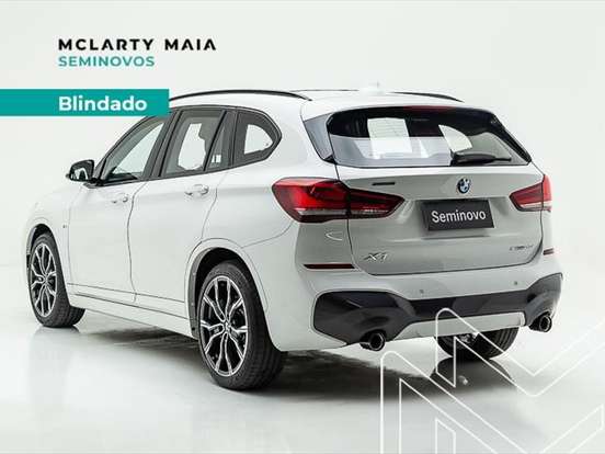 BMW-X1-2.0 16V TURBO ACTIVEFLEX SDRIVE20I X-LINE 4P AUTOMÁTICO BMW-X1-2021