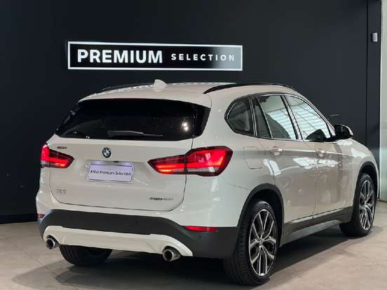 BMW-X1-2022