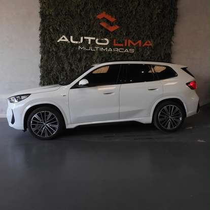 BMW-X1-2023