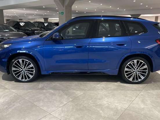 BMW-X1-2023