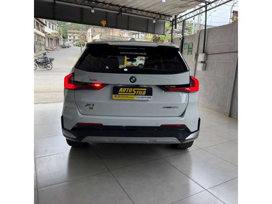 BMW-X1-2024