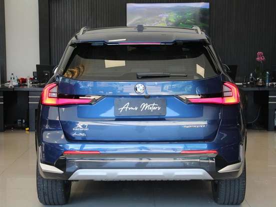 BMW-X1-2023
