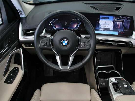 BMW-X1-2.0 16V TURBO GASOLINA SDRIVE20I X-LINE STEPTRONIC BMW-X1-2023