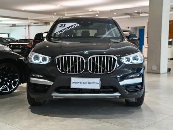 BMW-X3-2021