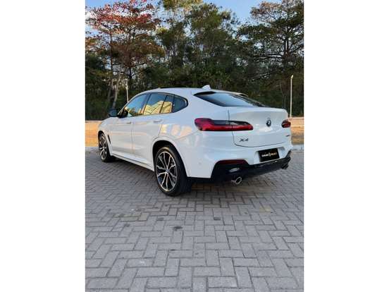 BMW-X4-2019
