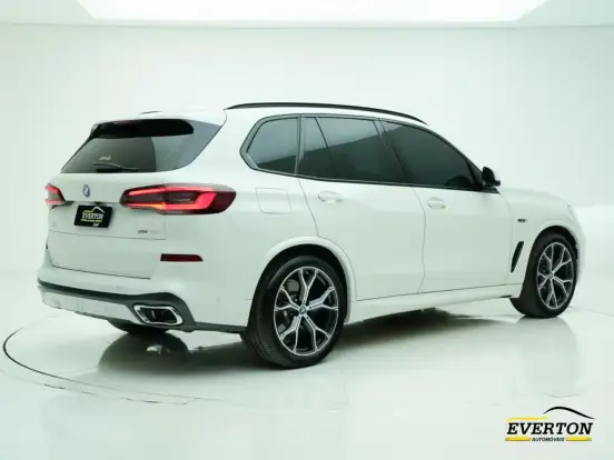 BMW-X5-2022