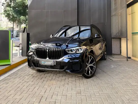 BMW-X5-2021