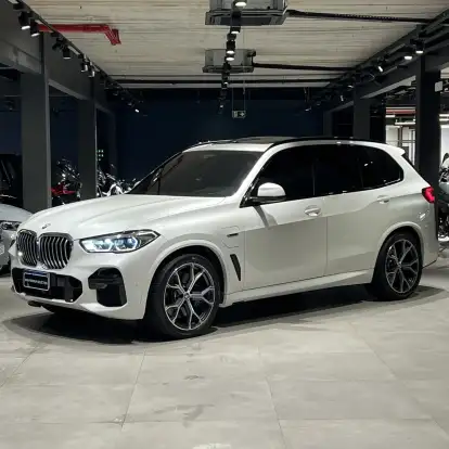BMW-X5-2022
