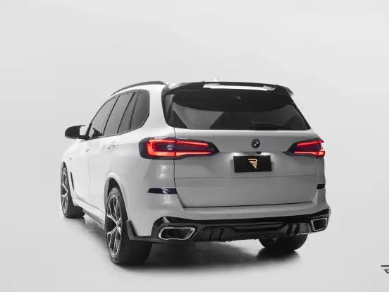 BMW-X5-3.0 I6 TURBO HÍBRIDO XDRIVE45E M SPORT AUTOMÁTICO BMW-X5-2022