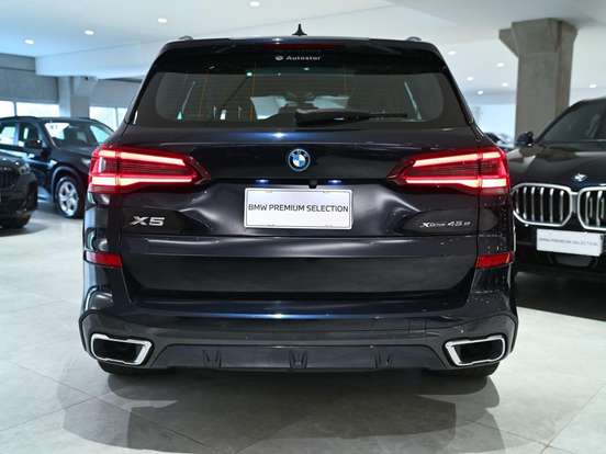 BMW-X5-2022