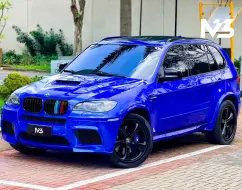 BMW X5 4.4 M V8 32V BI-TURBO GASOLINA 4P AUTOMATICO BMW X5 4.4 M V8 32V BI-TURBO GASOLINA 4P AUTOMATICO