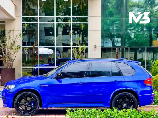 BMW-X5-4.4 M V8 32V BI-TURBO GASOLINA 4P AUTOMATICO BMW-X5-2010
