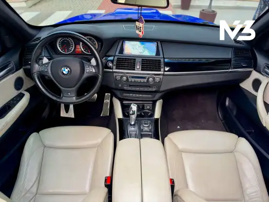 BMW-X5-2010