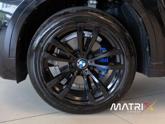 BMW-X6-3.0 TWINPOWER GASOLINA XDRIVE35I M SPORT AUTOMÁTICO BMW-X6-2018