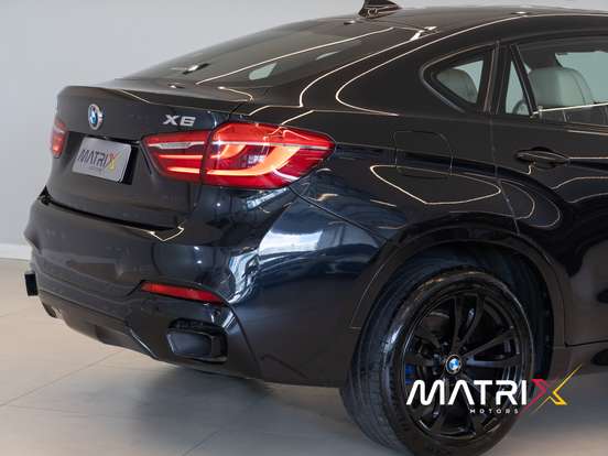 BMW-X6-3.0 TWINPOWER GASOLINA XDRIVE35I M SPORT AUTOMÁTICO BMW-X6-2018