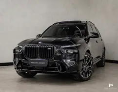 BMW X7 4.4 V8 GASOLINA M60i STEPTRONIC BMW X7 4.4 V8 GASOLINA M60i STEPTRONIC